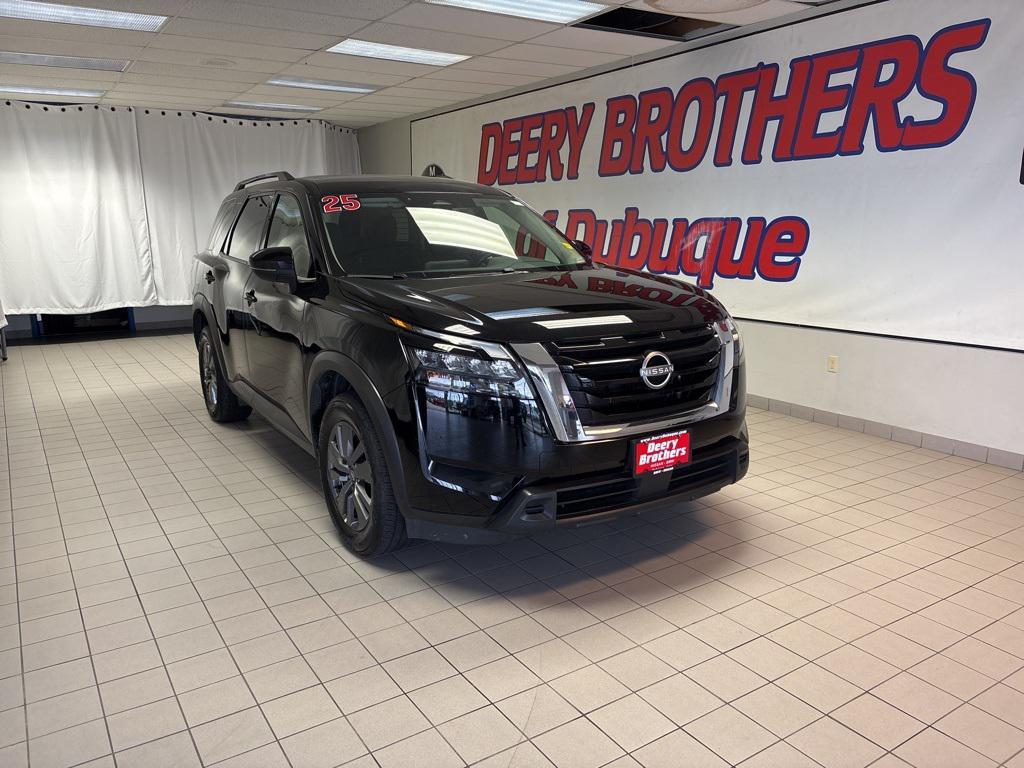 used 2025 Nissan Pathfinder car, priced at $34,999