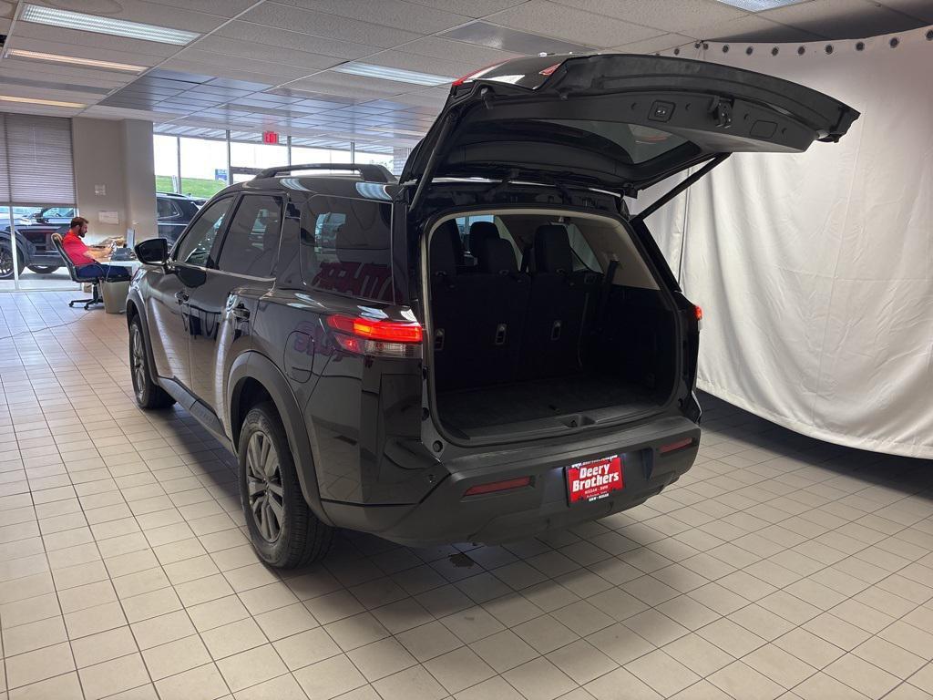 used 2025 Nissan Pathfinder car, priced at $34,999