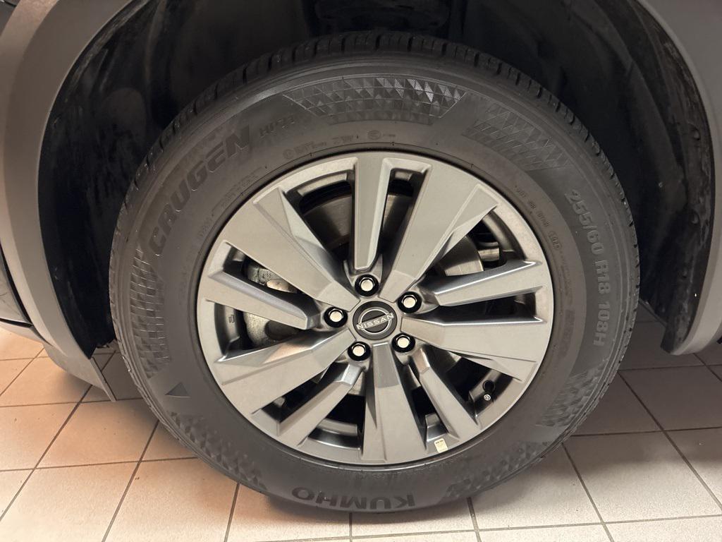 used 2025 Nissan Pathfinder car, priced at $34,949