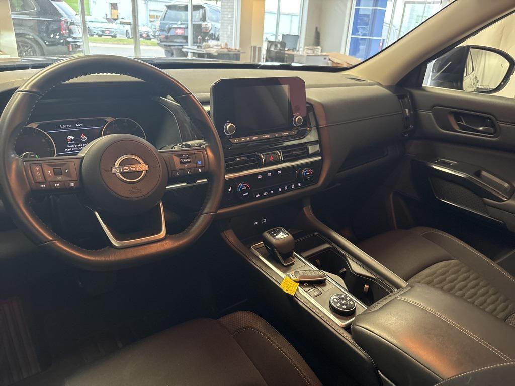 used 2025 Nissan Pathfinder car, priced at $34,999