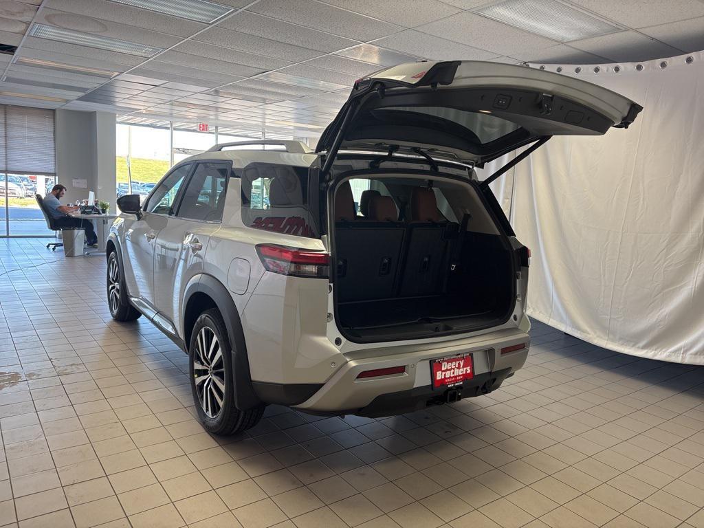 new 2025 Nissan Pathfinder car, priced at $47,050