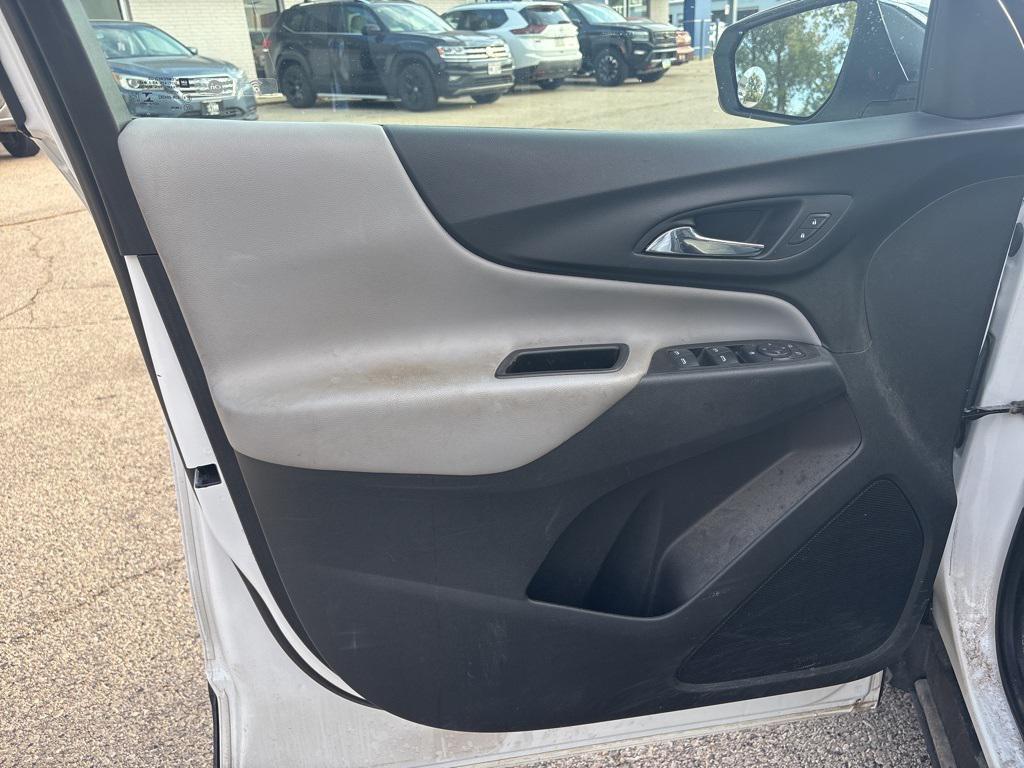 used 2021 Chevrolet Equinox car, priced at $18,551