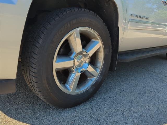 used 2013 Chevrolet Avalanche car, priced at $15,955