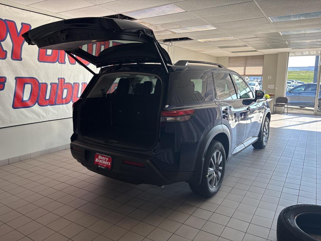 new 2025 Nissan Pathfinder car, priced at $37,278