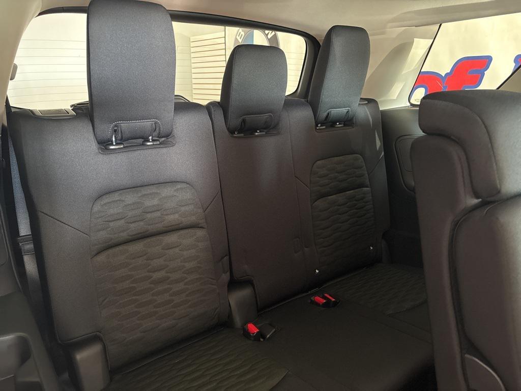 new 2025 Nissan Pathfinder car, priced at $37,278