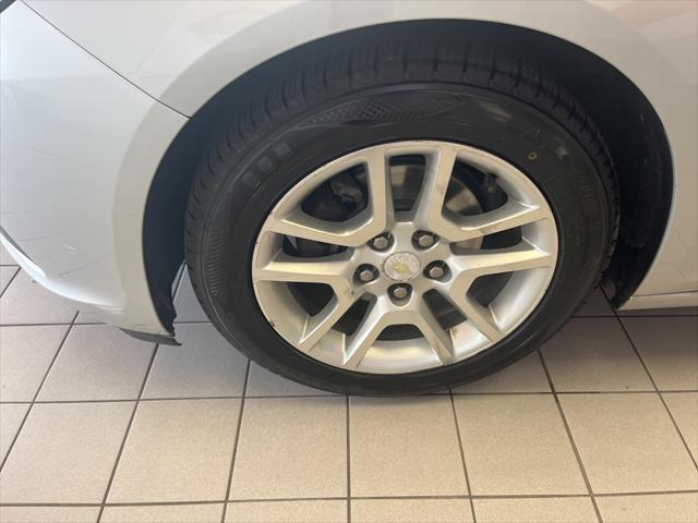 used 2014 Chevrolet Malibu car, priced at $9,218
