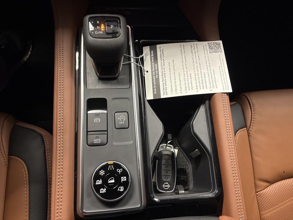 new 2025 Nissan Pathfinder car, priced at $48,901