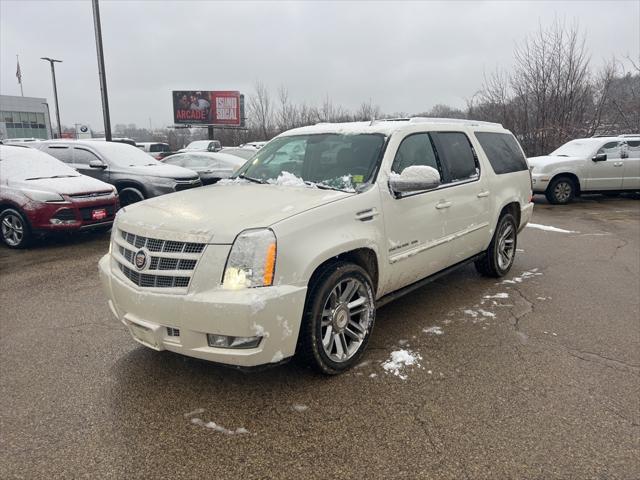 used 2014 Cadillac Escalade ESV car, priced at $15,989