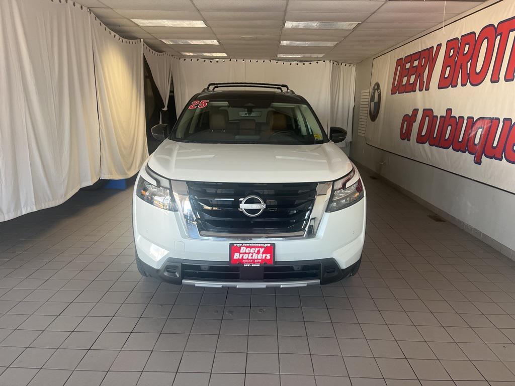 new 2025 Nissan Pathfinder car, priced at $53,307