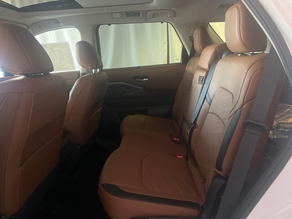 new 2025 Nissan Pathfinder car, priced at $53,307