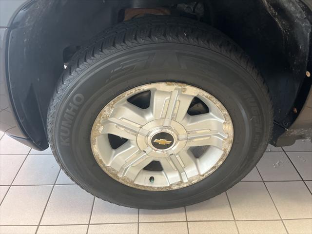 used 2011 Chevrolet Suburban car, priced at $5,952