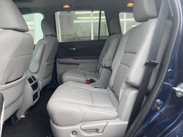 used 2022 Honda Pilot car, priced at $35,898