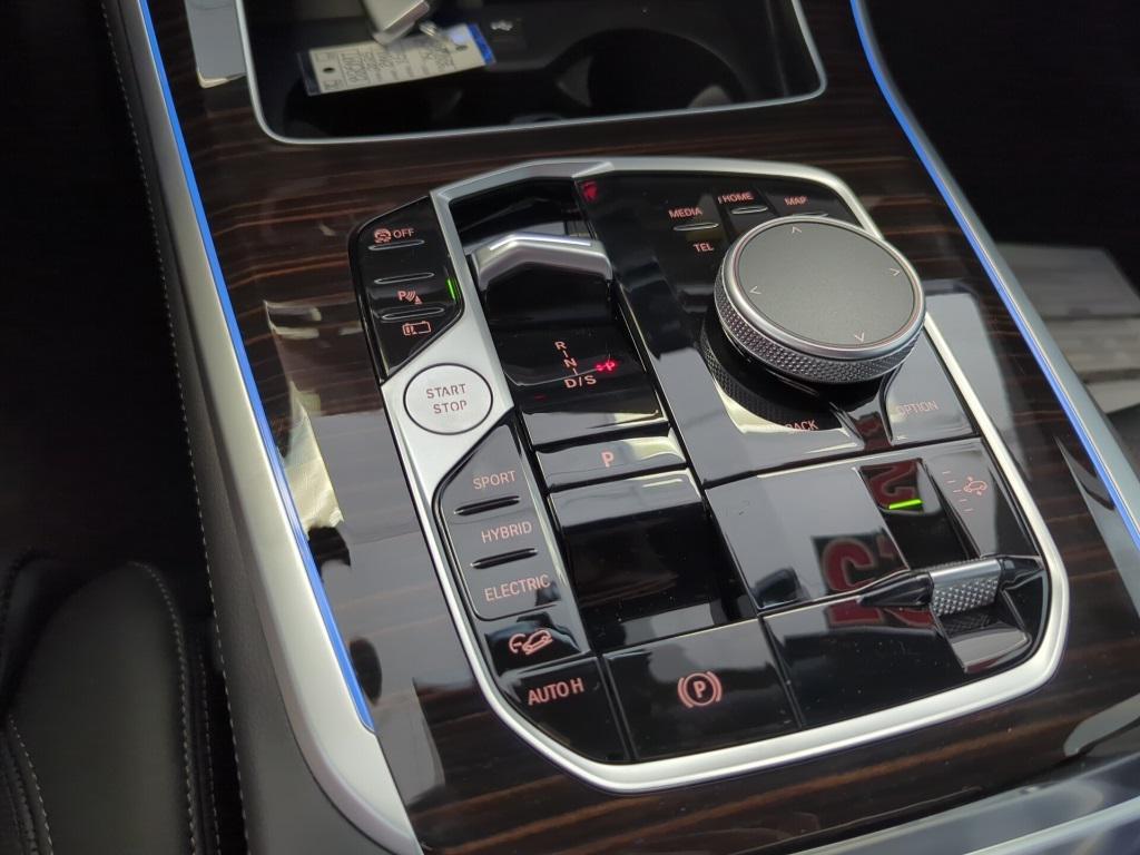 new 2025 BMW X5 PHEV car, priced at $83,910