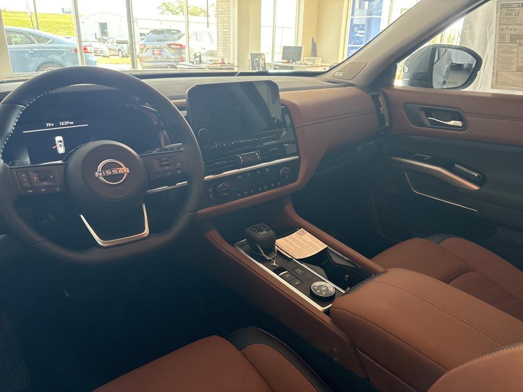 new 2025 Nissan Pathfinder car, priced at $47,008