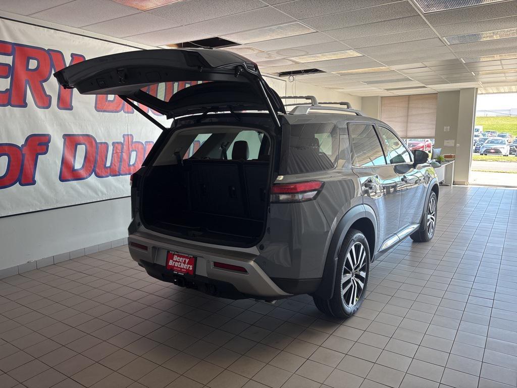 new 2025 Nissan Pathfinder car, priced at $49,535