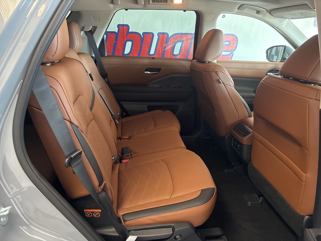 new 2025 Nissan Pathfinder car, priced at $49,535