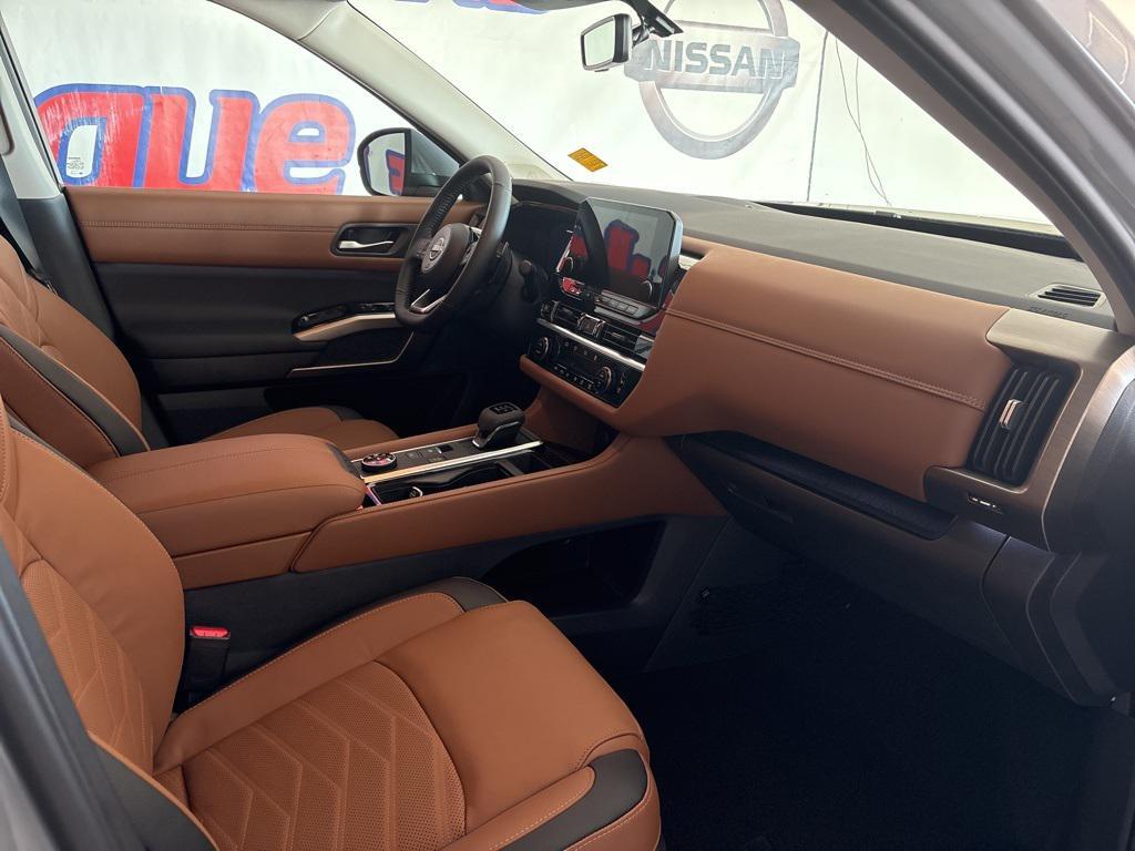 new 2025 Nissan Pathfinder car, priced at $49,535