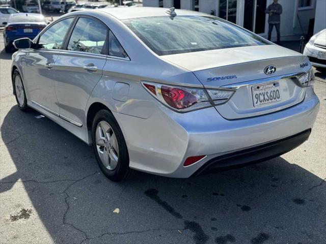 used 2012 Hyundai Sonata Hybrid car, priced at $5,995