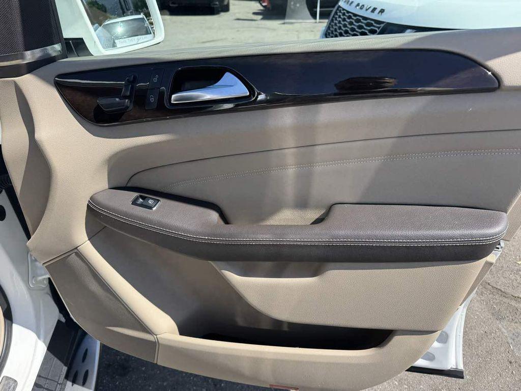 used 2015 Mercedes-Benz M-Class car, priced at $13,995