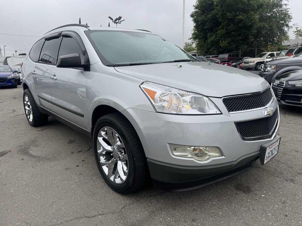 used 2012 Chevrolet Traverse car, priced at $7,500