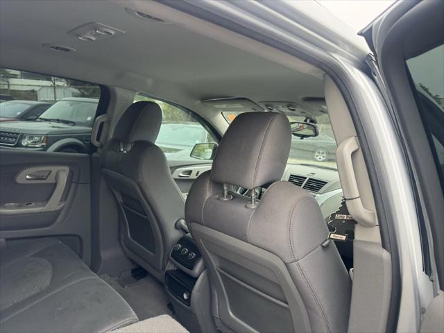 used 2012 Chevrolet Traverse car, priced at $7,500