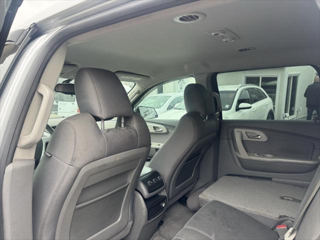 used 2012 Chevrolet Traverse car, priced at $7,500