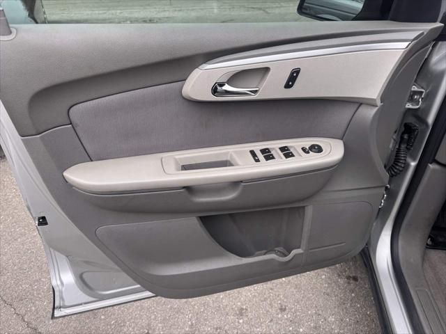 used 2012 Chevrolet Traverse car, priced at $7,500