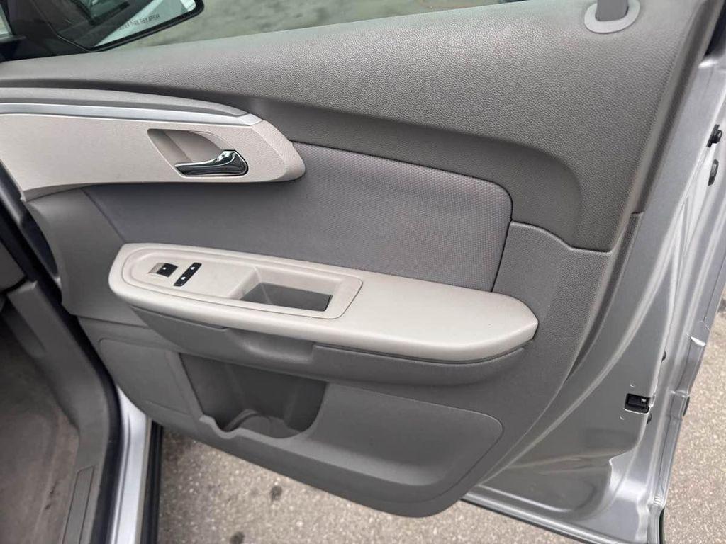 used 2012 Chevrolet Traverse car, priced at $7,500