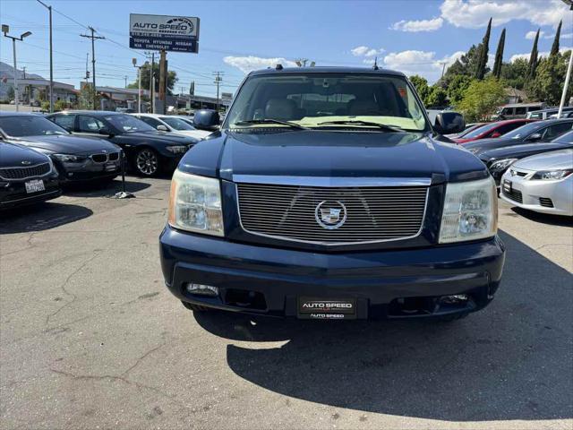 used 2004 Cadillac Escalade car, priced at $7,995