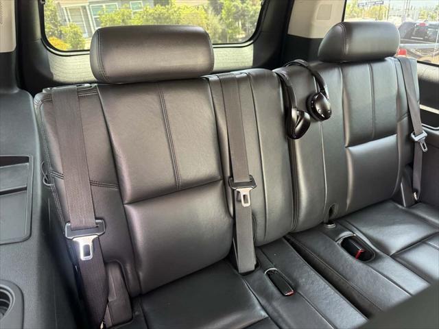 used 2009 GMC Yukon XL car, priced at $10,995