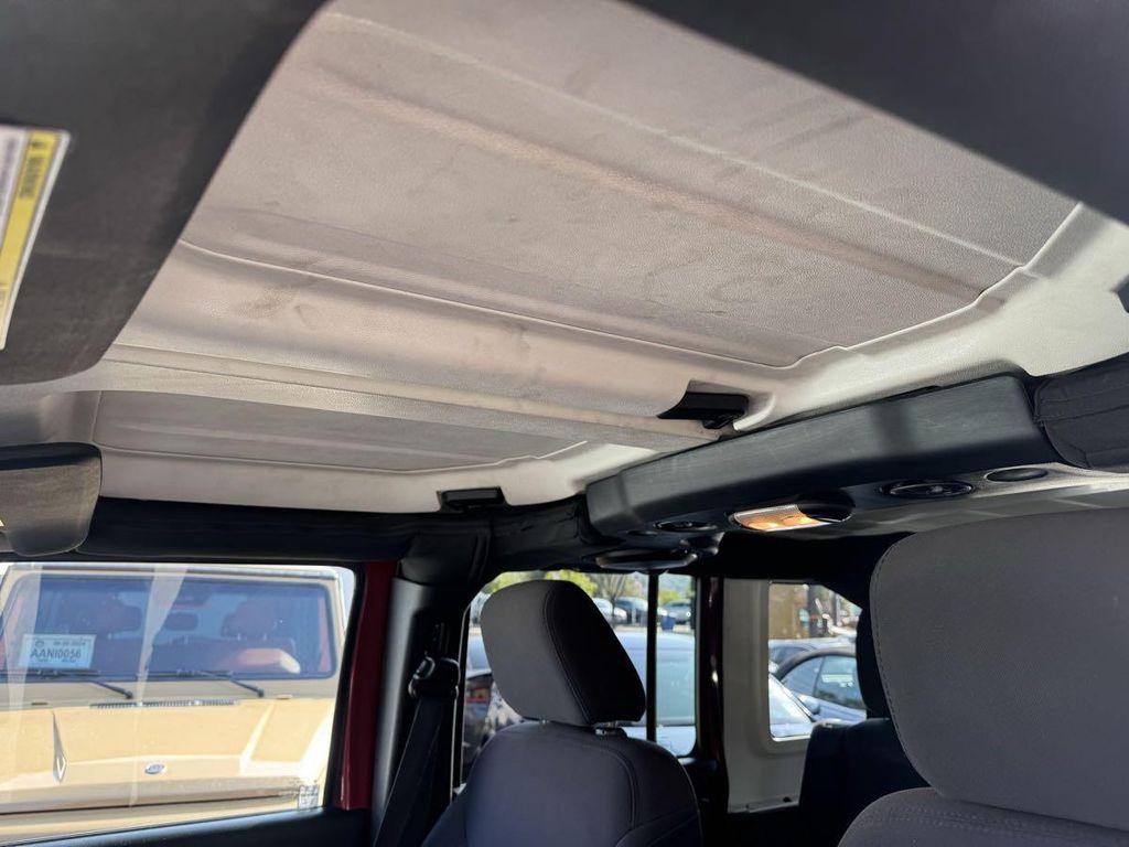 used 2013 Jeep Wrangler Unlimited car, priced at $13,995