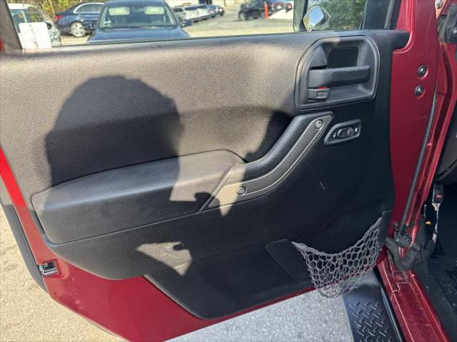 used 2013 Jeep Wrangler Unlimited car, priced at $16,700