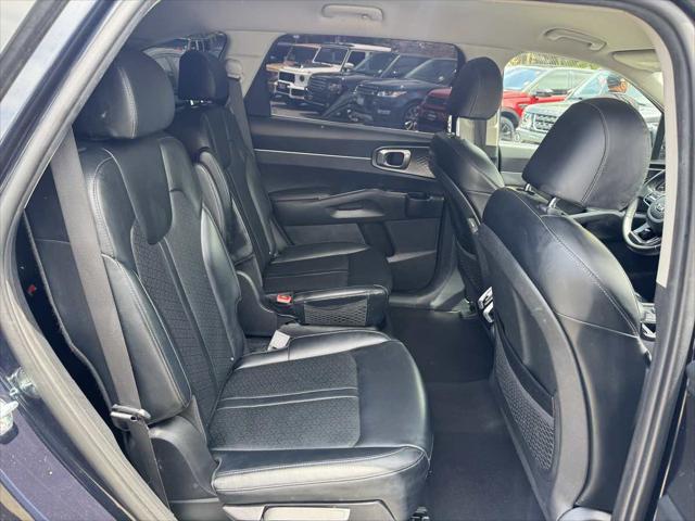 used 2021 Kia Sorento Hybrid car, priced at $19,995