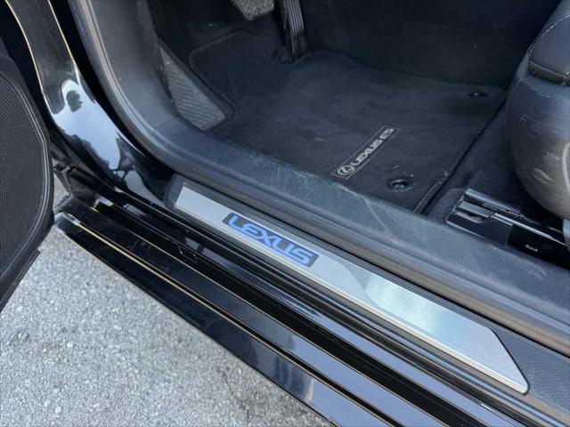 used 2022 Lexus ES 300h car, priced at $37,995