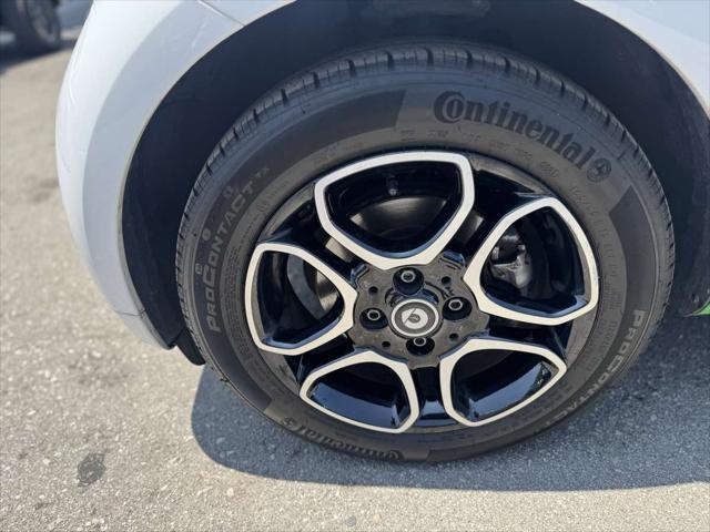 used 2017 smart ForTwo Electric Drive car, priced at $10,995