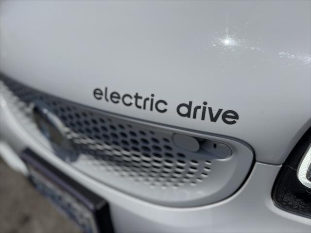 used 2017 smart ForTwo Electric Drive car, priced at $10,995