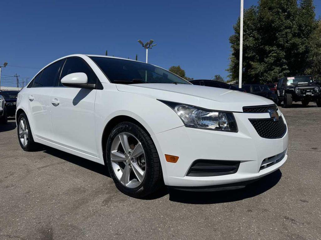 used 2014 Chevrolet Cruze car, priced at $5,900