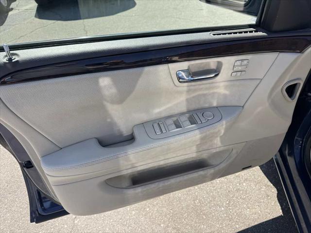 used 2009 Cadillac DTS car, priced at $7,995