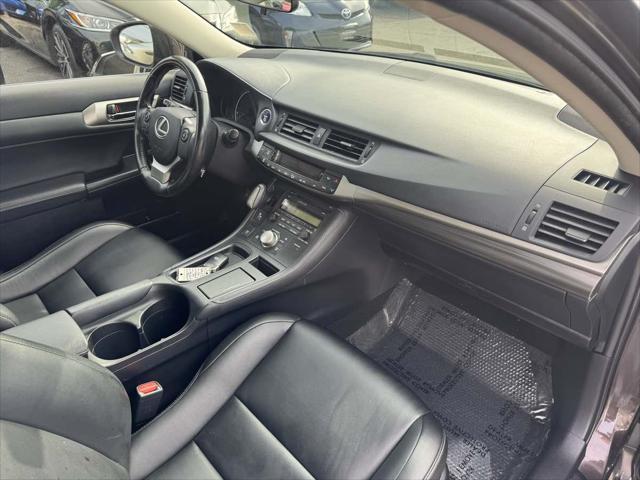 used 2016 Lexus CT 200h car, priced at $13,995
