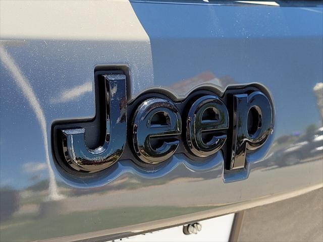 used 2022 Jeep Grand Cherokee car, priced at $27,349