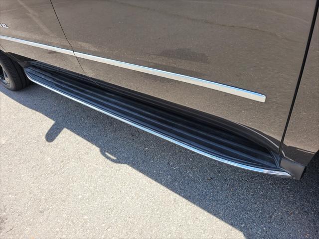 used 2019 GMC Yukon XL car, priced at $28,989