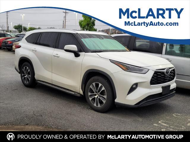 used 2021 Toyota Highlander car