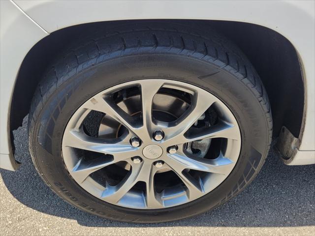 used 2021 Jeep Grand Cherokee car, priced at $29,006