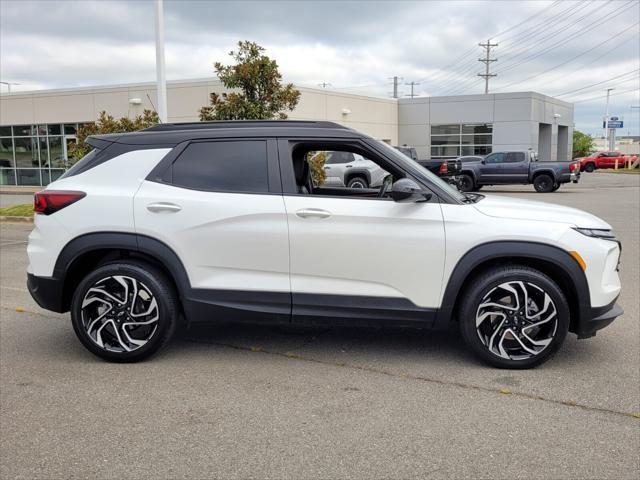 used 2025 Chevrolet TrailBlazer car, priced at $27,083