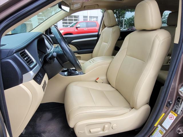 used 2017 Toyota Highlander car, priced at $19,483