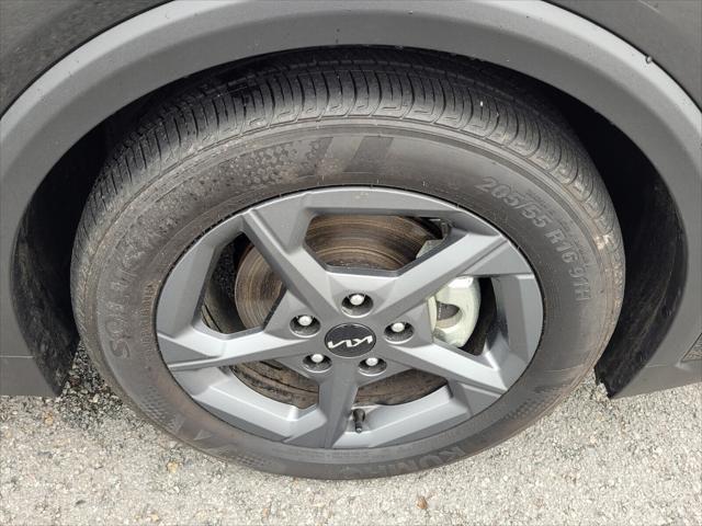 used 2025 Kia K4 car, priced at $24,123