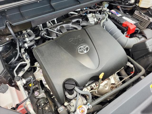 used 2021 Toyota Highlander car, priced at $29,148