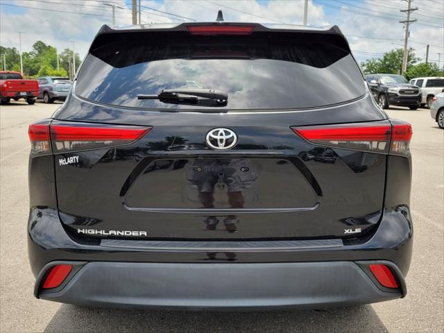 used 2021 Toyota Highlander car, priced at $29,148