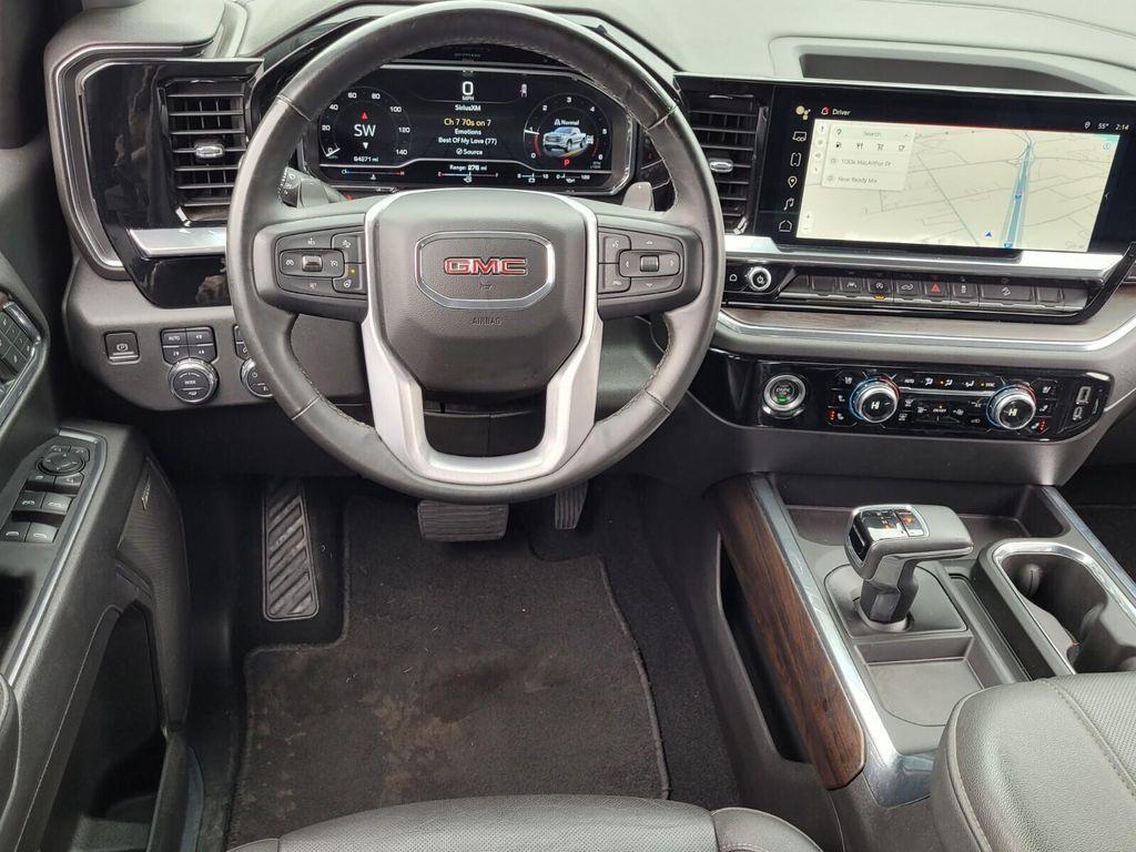 used 2023 GMC Sierra 1500 car, priced at $40,665