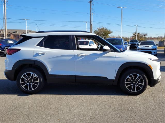 used 2024 Chevrolet TrailBlazer car, priced at $24,838